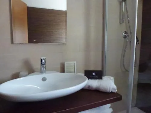 Hotel Apollo Μιλάνο Μαριτίμα 4*,  Ιταλία
